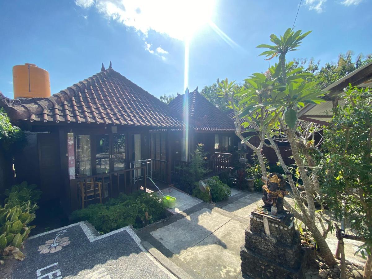 ホテルLembah Bhucarya レンボンガン島 エクステリア 写真