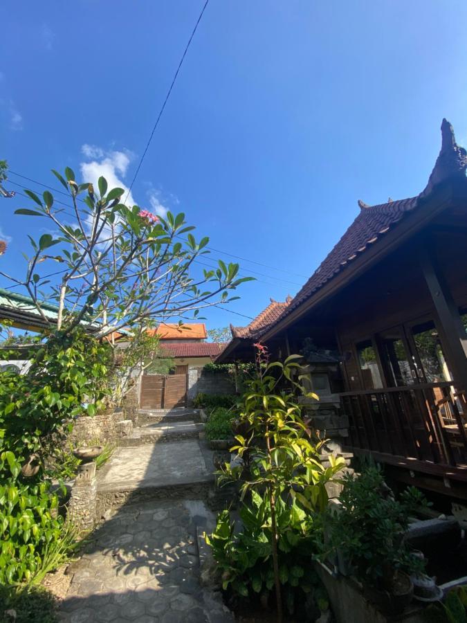 ホテルLembah Bhucarya レンボンガン島 エクステリア 写真