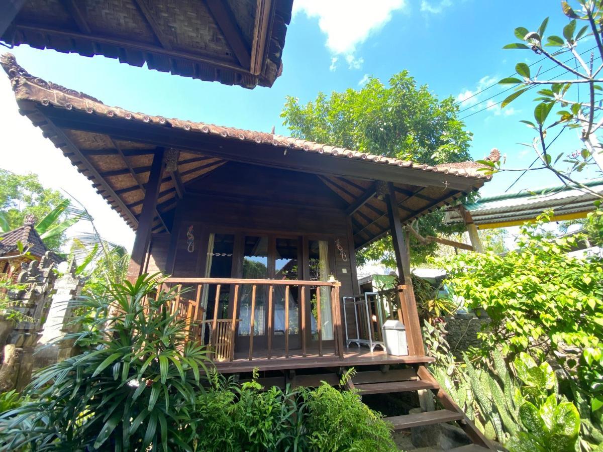ホテルLembah Bhucarya レンボンガン島 エクステリア 写真