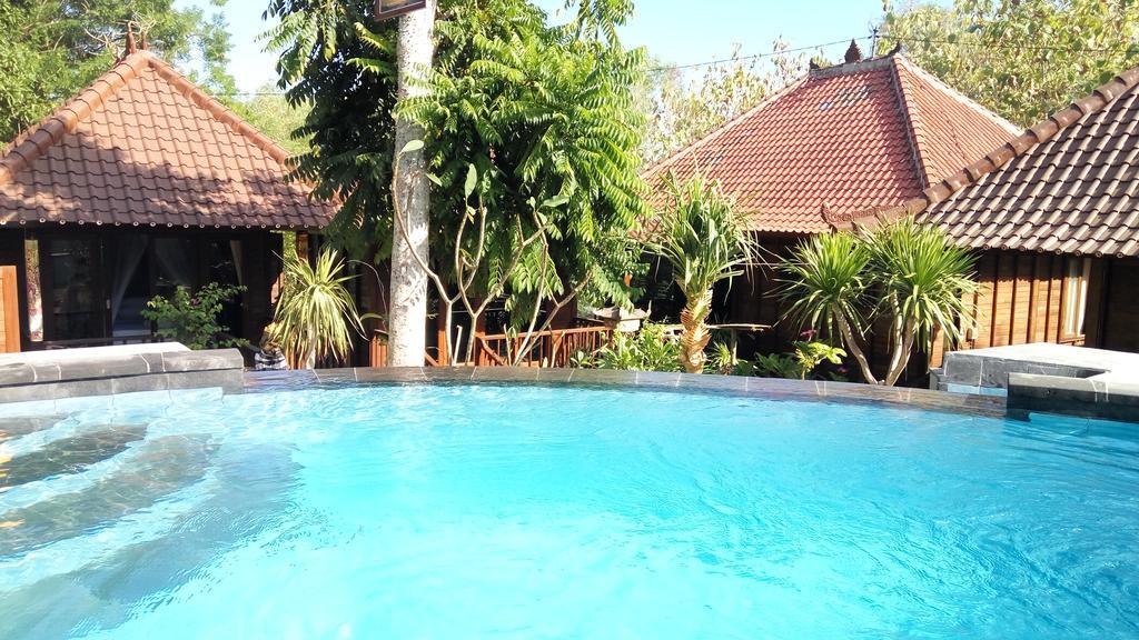 ホテルLembah Bhucarya レンボンガン島 エクステリア 写真