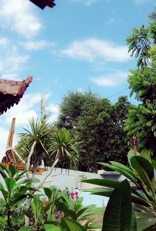 ホテルLembah Bhucarya レンボンガン島 エクステリア 写真