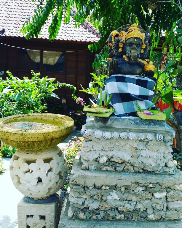 ホテルLembah Bhucarya レンボンガン島 エクステリア 写真